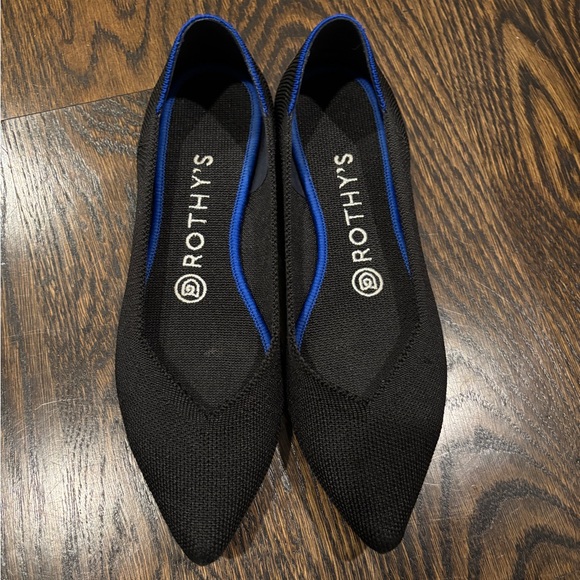 Rothy's The Point Black Ballet Flats Size 7
Neutral Minimal Classic - Picture 1 of 5